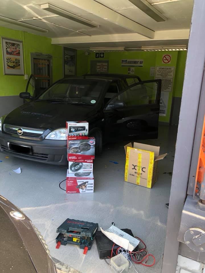 56730666_2392770127670233_55584148189872128_n